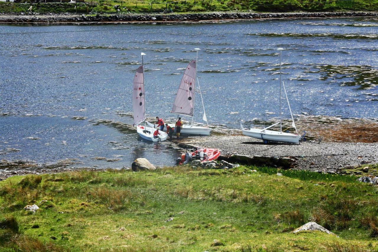 Lochedge Lodge Bunaveneadar Bagian luar foto